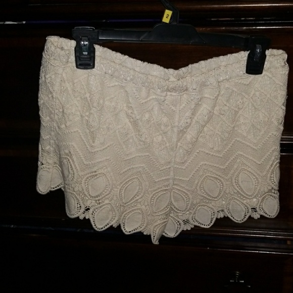 Shorts - Picture 1 of 2